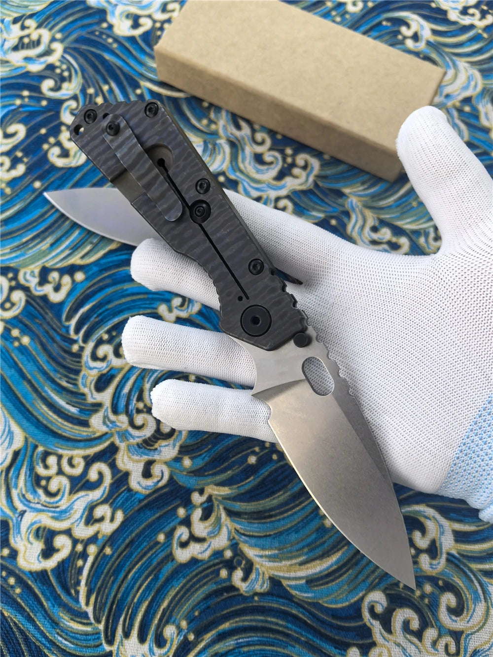 SMF Folding Knife, D2 Steel Blade, Titanium Alloy Handle